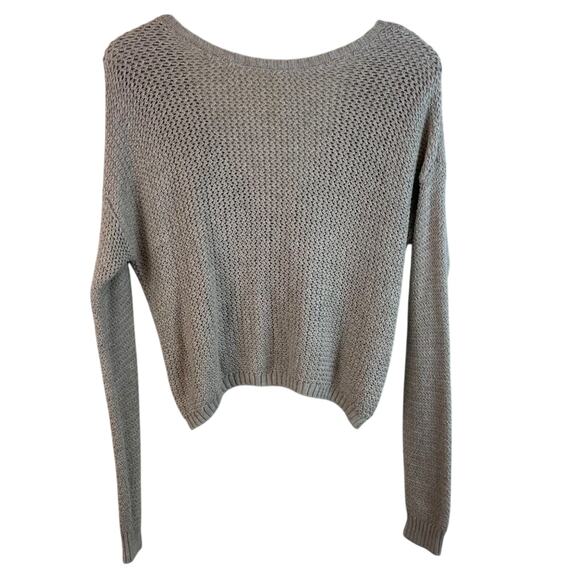 Hollister Light Gray Cropped Twist Knot Sweater Size XS - Picture 3 of 9